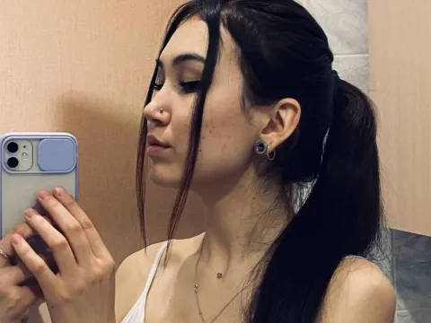 pussy licking model EvelynneKayratte