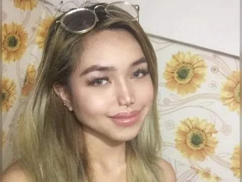 cam show model FarahRodrigo
