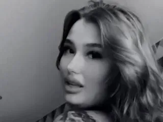 live sex video chat model LucyBridgete