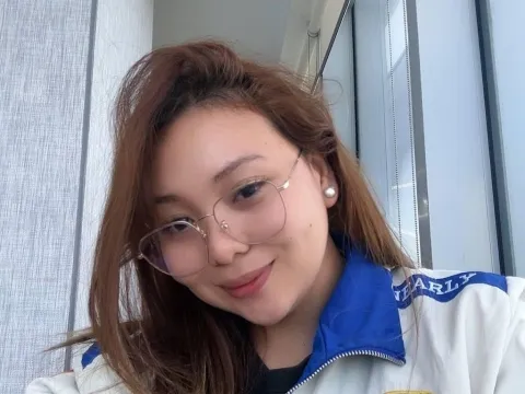 nude teen model ZendayaSinclair