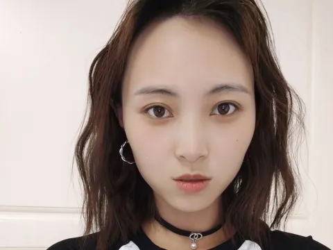 modelo de webcam sex ZhangWeijuan