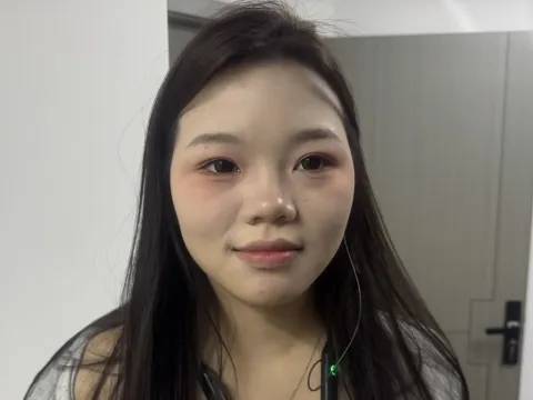 in live sex model ZhangYuTe